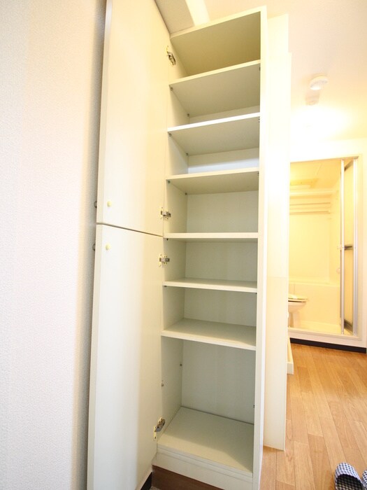 物件内観写真15　(靴箱)