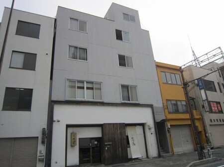 LOCATORE　TAKEUCHI外観写真