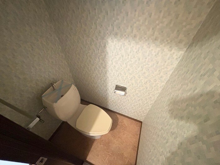 物件内観写真16　(トイレ)