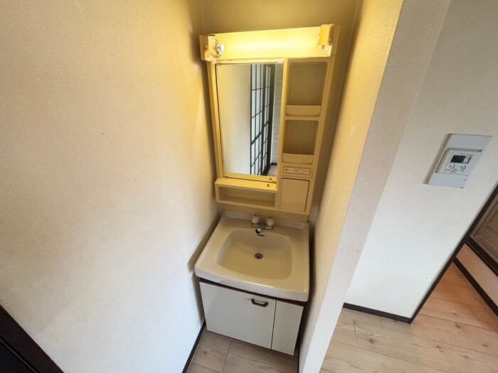 物件内観写真17　(洗面)