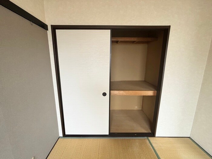物件内観写真18　(収納)