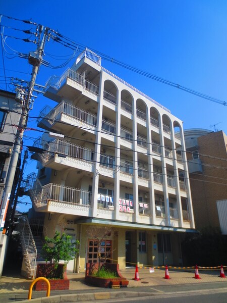 ニタカビル外観写真