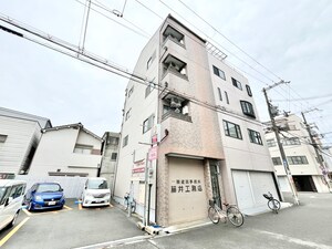 マンション栄和外観写真
