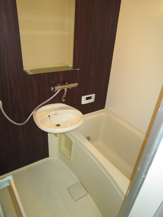 物件内観写真11　(バス／シャワールーム等)