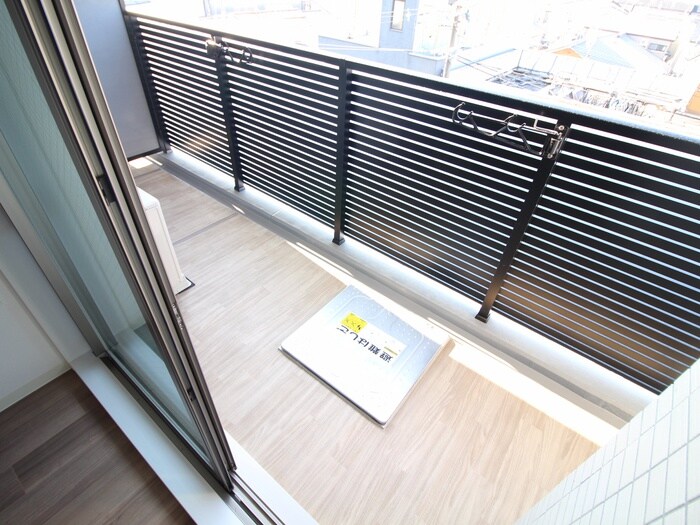 物件内観写真10　(ベランダ・バルコニー)