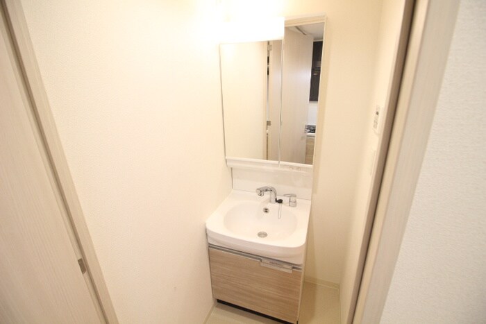 物件内観写真12　(洗面)