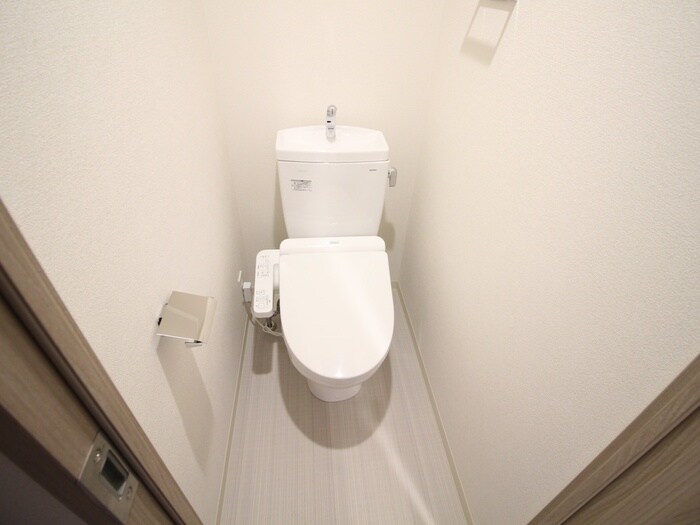 物件内観写真13　(トイレ)