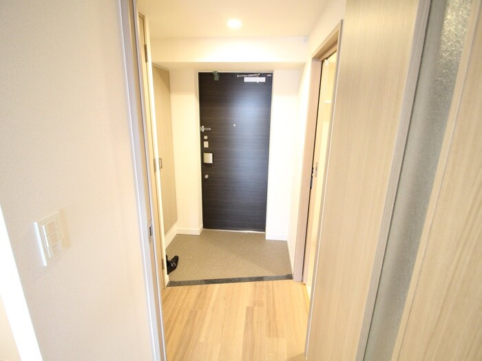 物件内観写真18　(廊下)