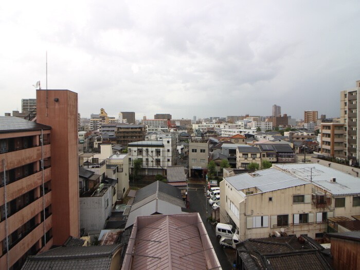 物件内観写真17　(室内からの展望)