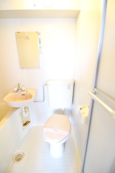 物件内観写真11　(トイレ)