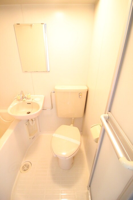 物件内観写真12　(トイレ)