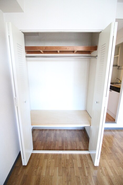 物件内観写真13　(収納)