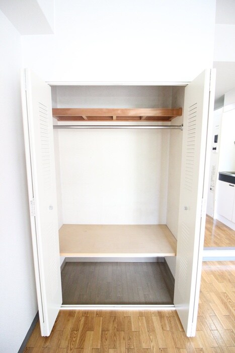 物件内観写真13　(収納)