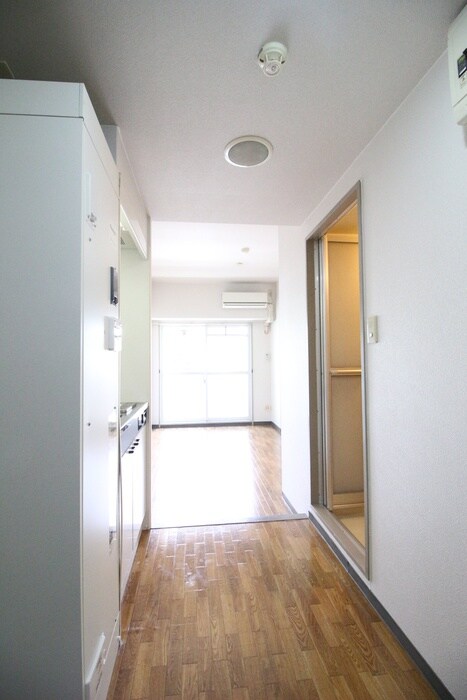 物件内観写真14　(廊下)