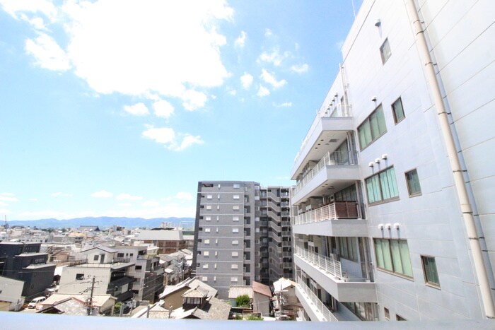 物件内観写真16　(室内からの展望)