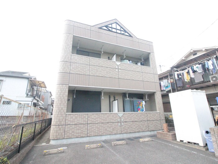 物件外観写真3　(外観写真)