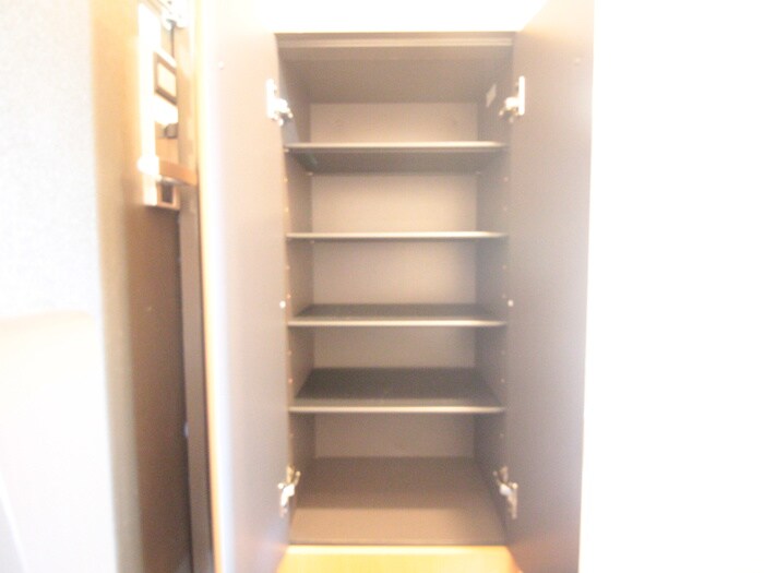 物件内観写真13　(靴箱)