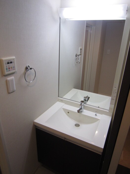 物件内観写真12　(洗面)