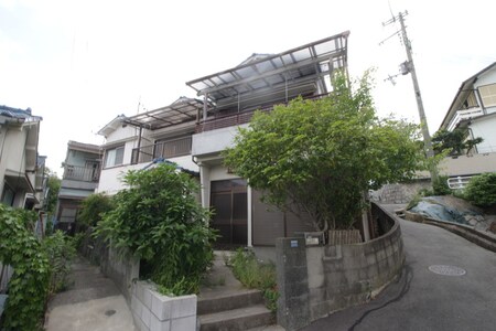 塩屋町5丁目戸建て外観写真