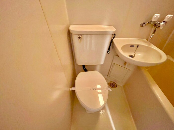 物件内観写真9　(トイレ)