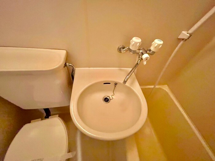 物件内観写真11　(洗面)