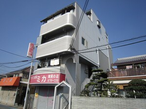 渡辺ビル外観写真