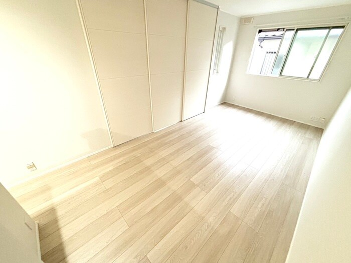 物件内観写真10　(居室)