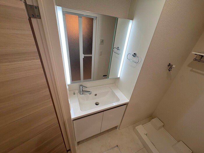 物件内観写真14　(洗面)