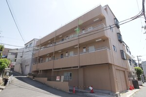 浜第１マンション外観写真