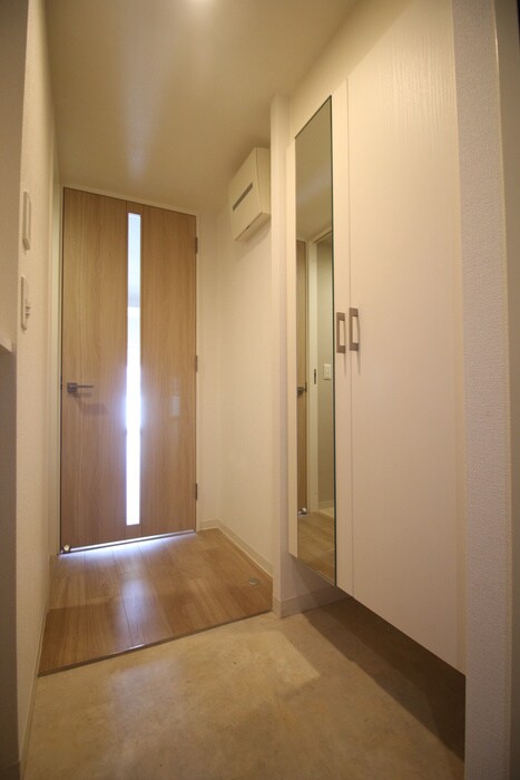 物件内観写真9　(廊下)