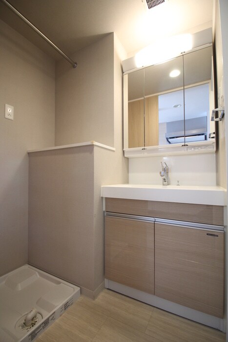 物件内観写真12　(洗面)