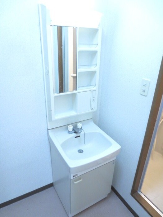 物件内観写真10　(洗面)