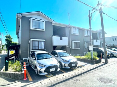 ベルハイツ甲風園外観写真
