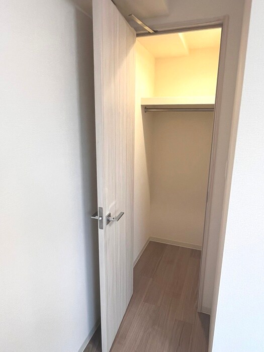 物件内観写真16　(収納)