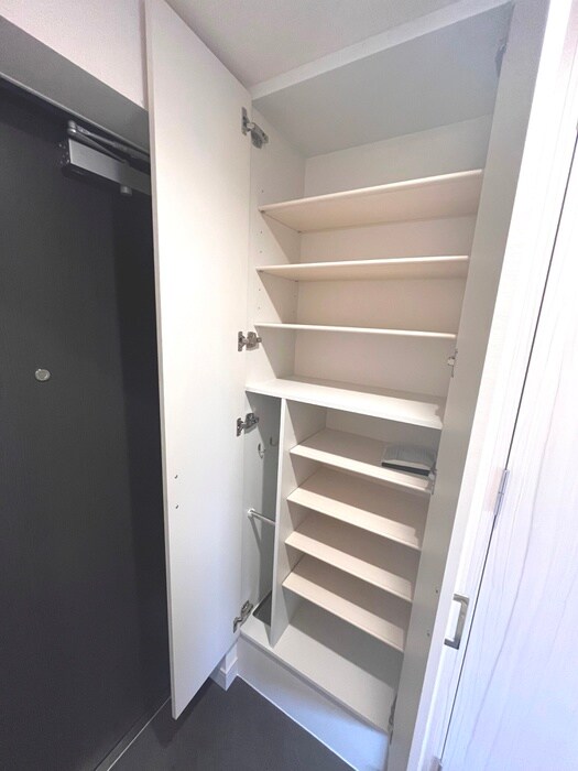 物件内観写真19　(靴箱)