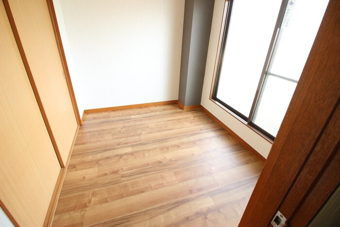 物件内観写真13　(居室)