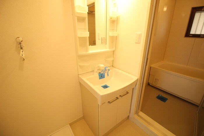 物件内観写真9　(洗面)