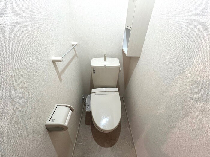 物件内観写真10　(トイレ)