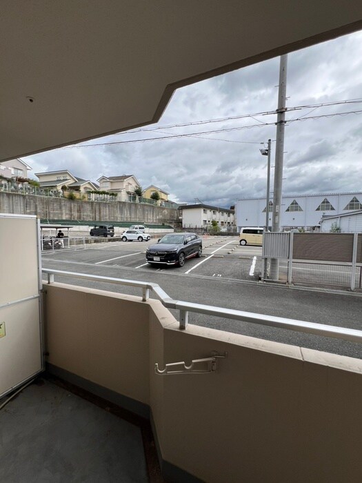 物件内観写真19　(室内からの展望)