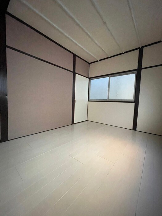 物件内観写真13　(居室)