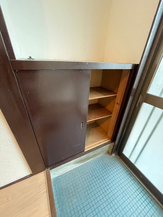 物件内観写真14　(靴箱)