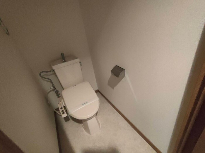 物件内観写真16　(トイレ)