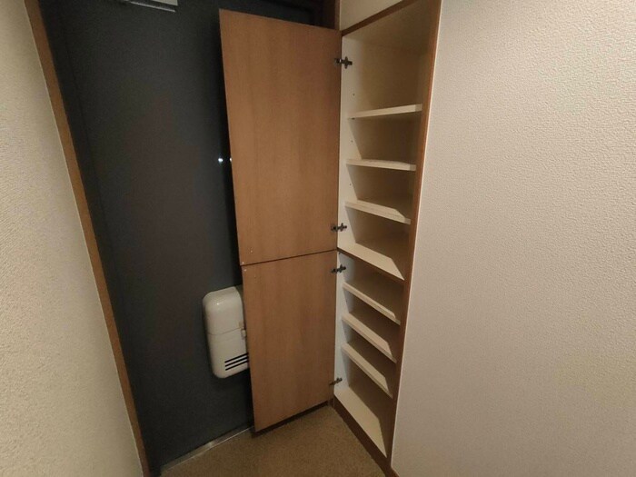 物件内観写真19　(靴箱)