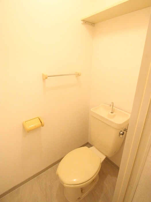 物件内観写真10　(トイレ)