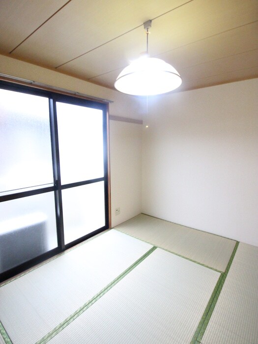 物件内観写真14　(居室)