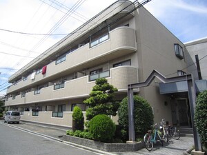 メゾン北灰塚外観写真