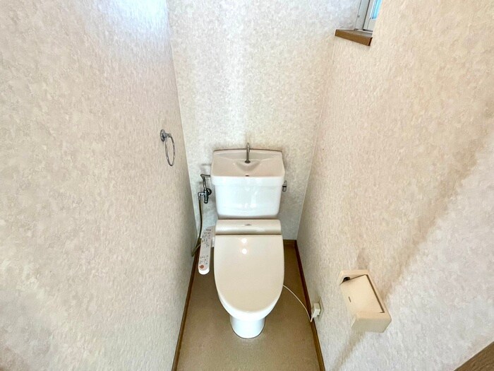 物件内観写真11　(トイレ)