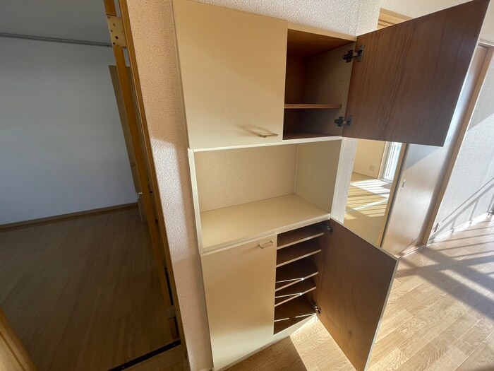 物件内観写真15　(靴箱)