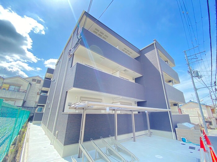 物件外観写真2　(駐輪場)