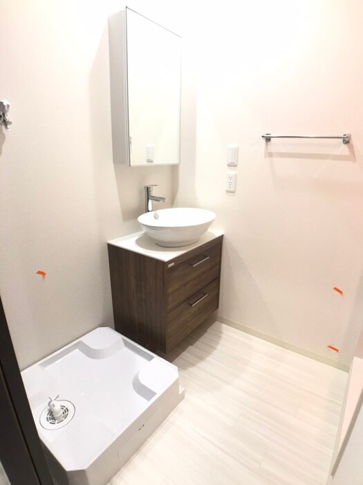 物件内観写真9　(洗濯機置場)